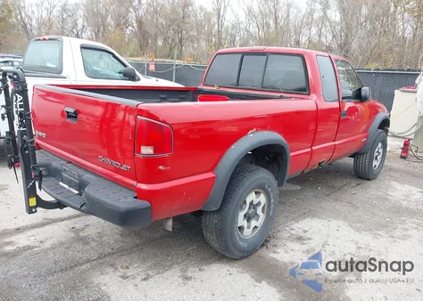 2001 Chevrolet S-10 Ls from USA, damaged, VIN 1GCCT19W418162122